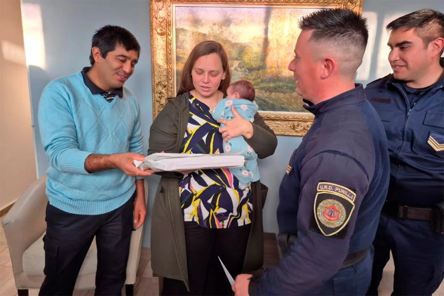 Polic&iacute;a salv&oacute; a una beb&eacute; en C&oacute;rdoba. Eldoce TV