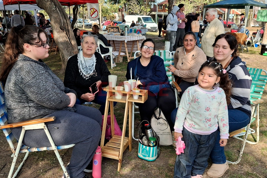 La Paz festeja 190 años con artistas y comida t&iacute;pica