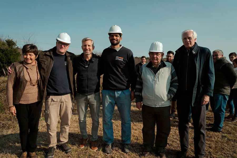 Frigerio recorri&oacute; obra de electrificaci&oacute;n rural en Gualeguay