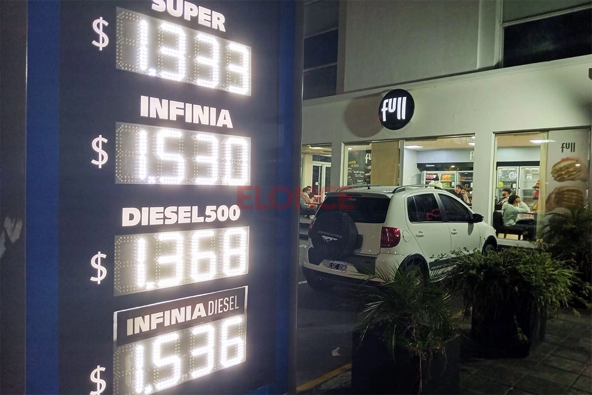 Los precios de YPF en Paraná. Los precios de YPF en Paraná.