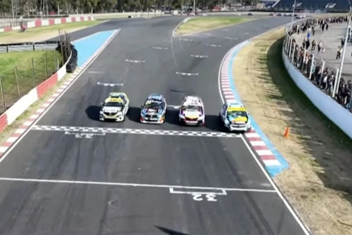 Histórica final del Turismo Pista. Histórica final del Turismo Pista.