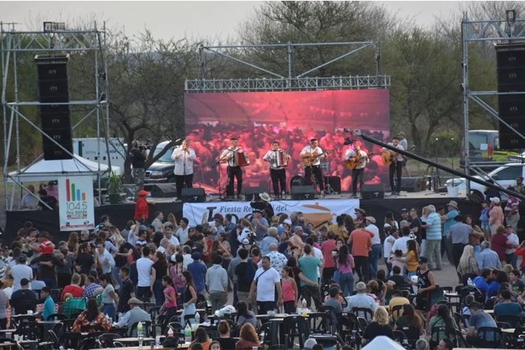 Se realiza hoy la Fiesta del Locro en Oro Verde: shows, feria artesanal y comida típica
