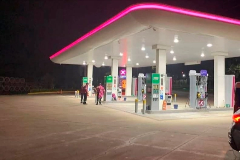 Delincuentes robaron cajas fuertes con una fortuna en estación de servicio de Chajarí