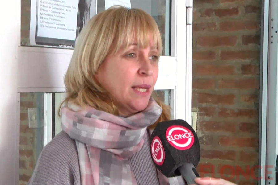 Rectora de la instituci&oacute;n, Magal&iacute; Revilla