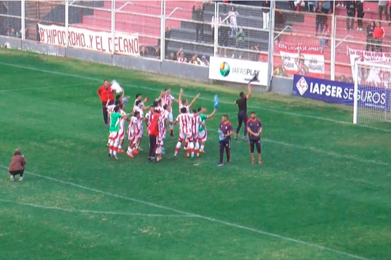 Paraná ganó el clásico ante Patronato y se metió en la final de la Liga Paranaense