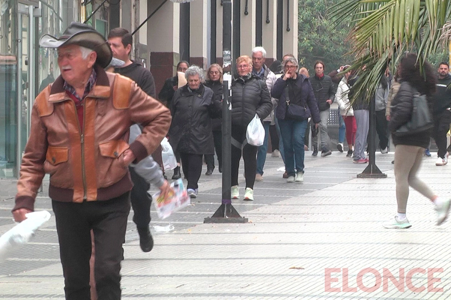 Se avecinan d&iacute;as fr&iacute;os y nublados. Archivo Elonce