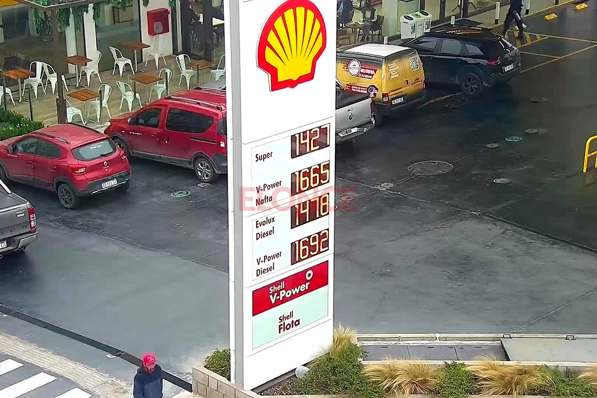 Shell aumentó los precios.