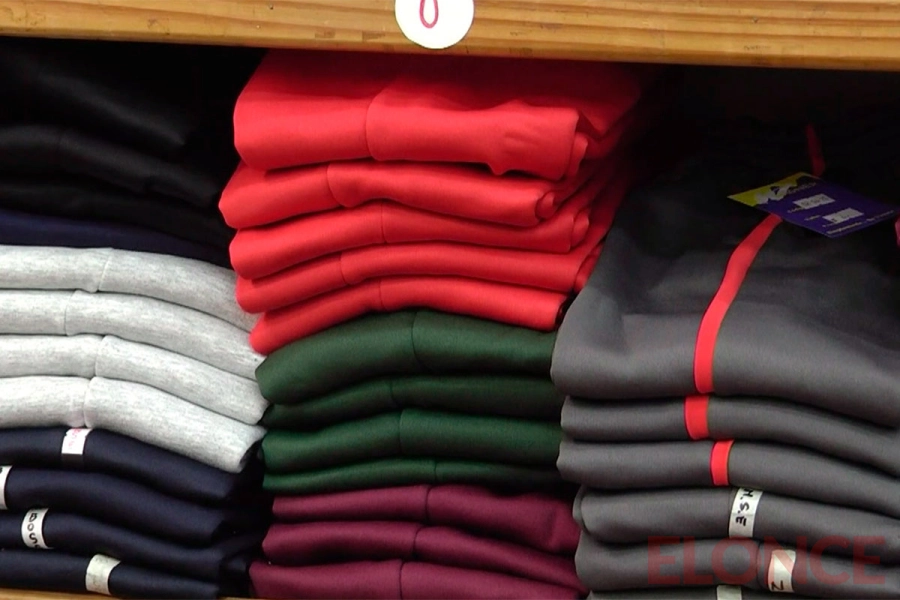 Aument&oacute; la venta de uniformes escolares y ropa de abrigo