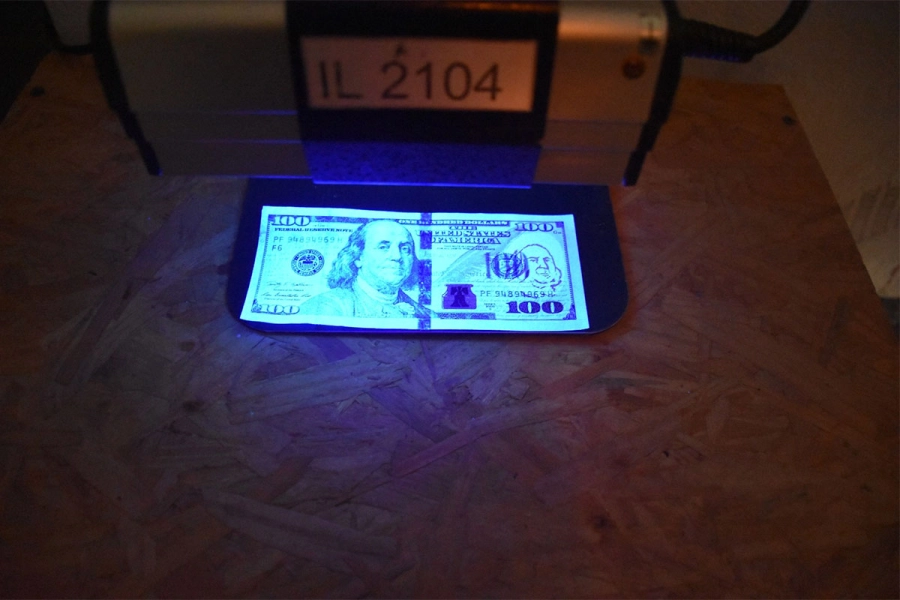 Llevaba 193.400 d&oacute;lares dentro de dos ollas a vapor. Gendarmer&iacute;a Nacional