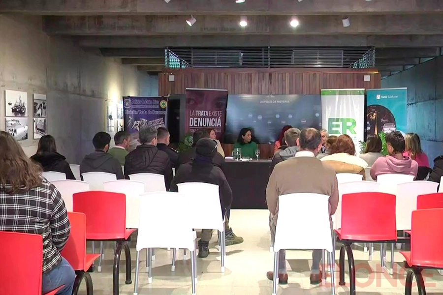 Capacitaci&oacute;n sobre trata de personas en el T&uacute;nel Subfluvial (foto Elonce)
