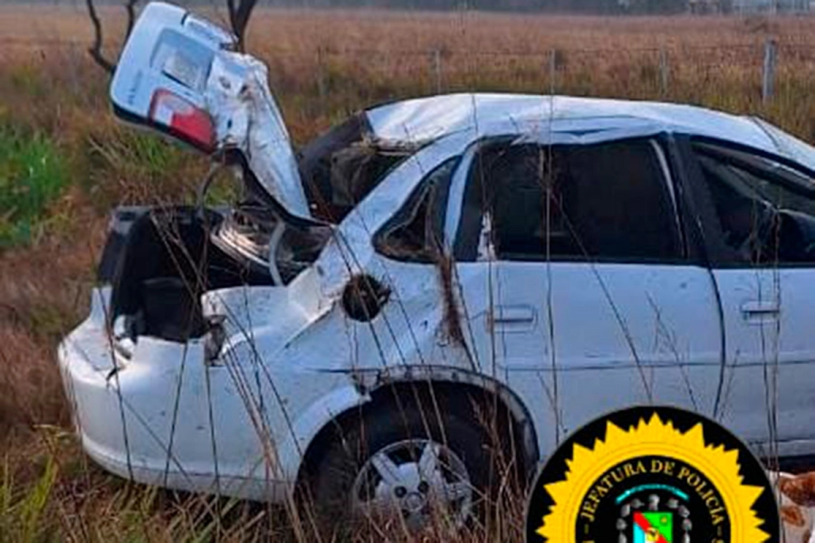 Vuelco en Ruta 14 cerca de Concepci&oacute;n del Uruguay