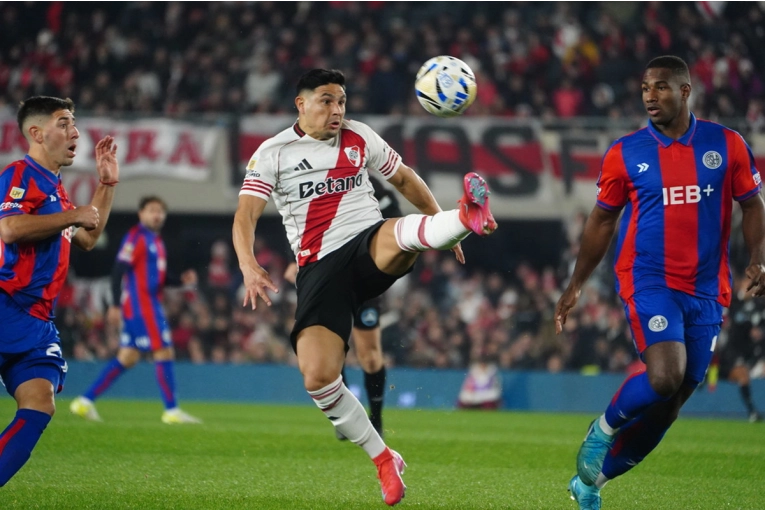 River empata 0-0 con San Lorenzo en el clásico de la jornada