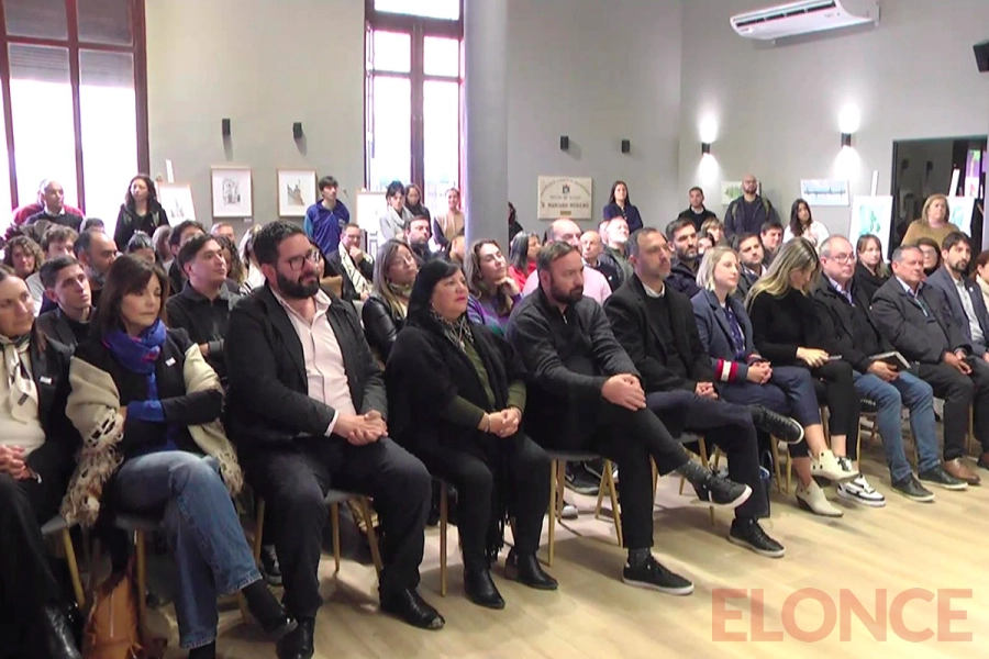 Paran&aacute; fortalece su perfil acad&eacute;mico (foto Elonce)