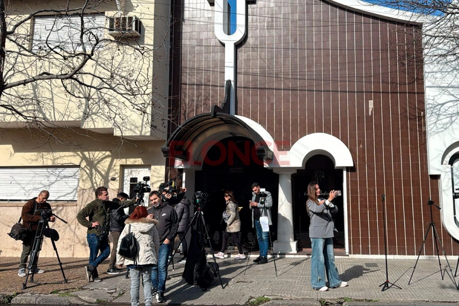 El último adiós a Locomotora Oliveras -Foto: Elonce