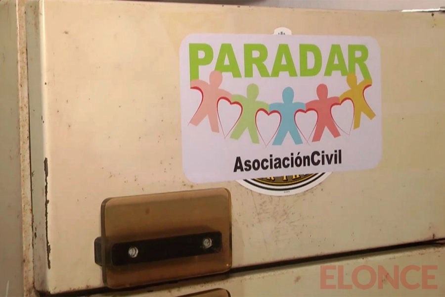Escuela de Paran&aacute; recibi&oacute; una heladera gracias a un gesto solidario
