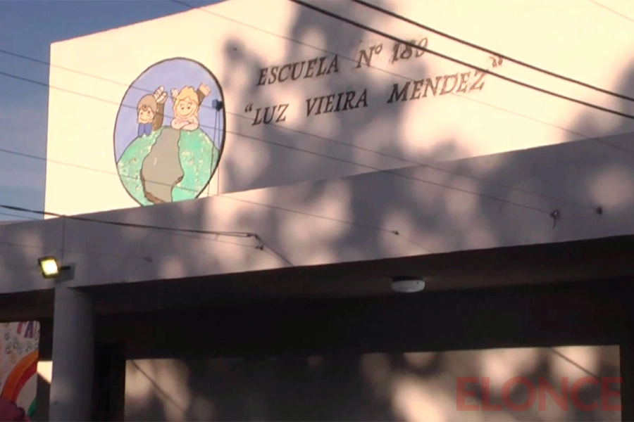 Escuela de Paran&aacute; recibi&oacute; una heladera gracias a un gesto solidario