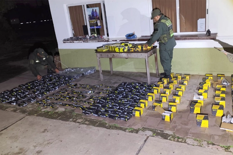 Mercader&iacute;a sin aval aduanero. Gendarmer&iacute;a Nacional