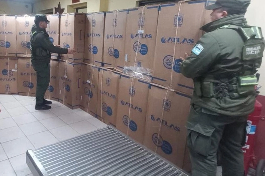 Mercader&iacute;a sin aval aduanero. Gendarmer&iacute;a Nacional