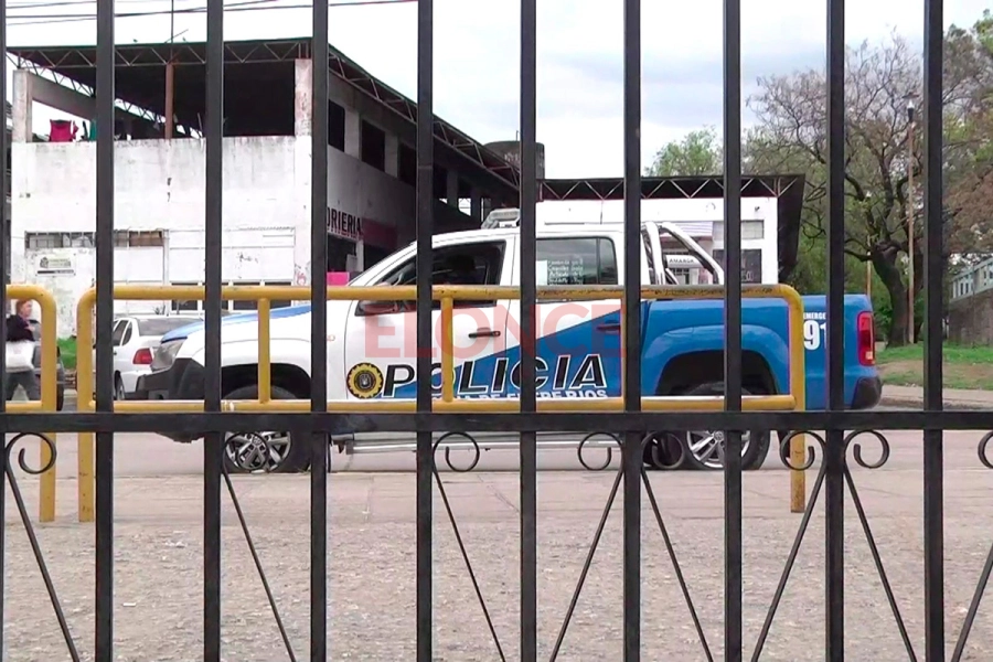 Balacera cerca de una escuela de Paraná activó el protocolo de evacuación (foto Elonce)