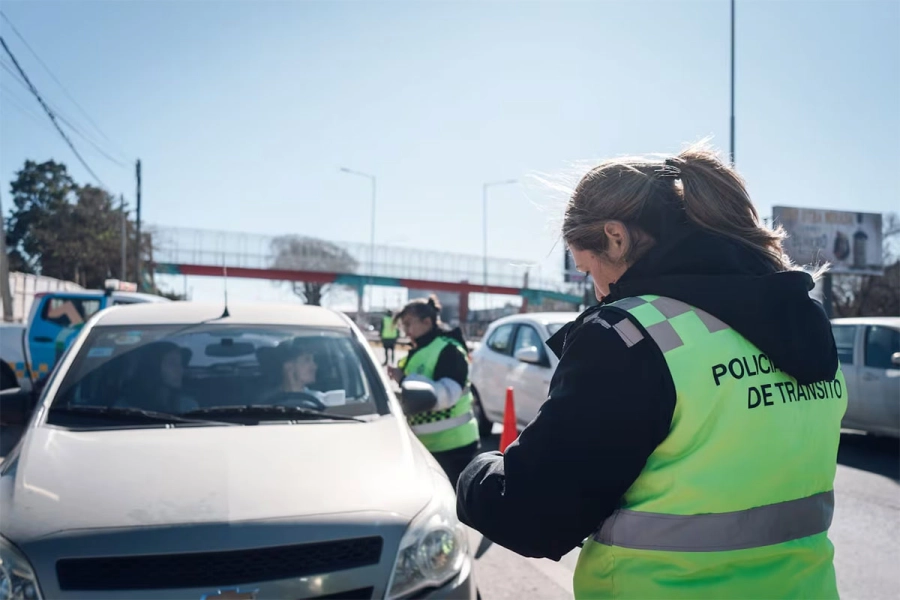 Controles de tr&aacute;nsito en C&oacute;rdoba. Municipio
