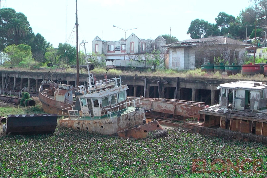 Traspaso de terrenos del puerto de Paran&aacute; a Provincia (foto Elonce)