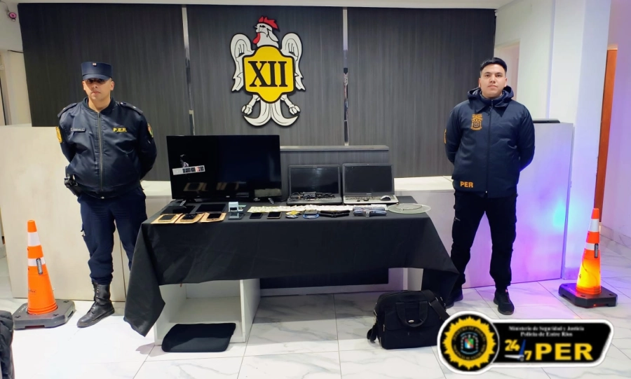 Secuestraron dinero, ropa usada en los hechos, droga y electrodomésticos (foto Polic&iacute;a de Entre R&iacute;os)