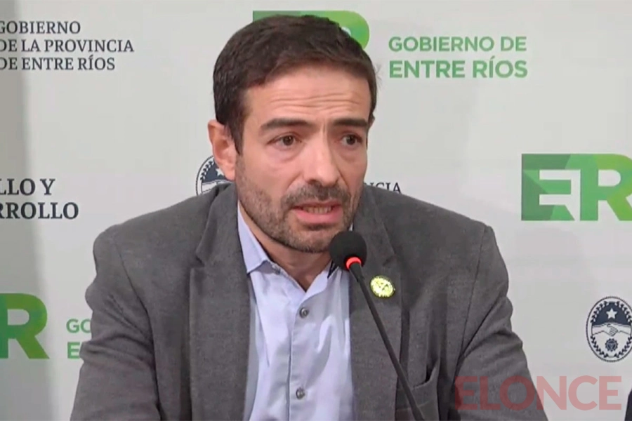 Ministro de Salud de la provincia, Daniel Blanzaco