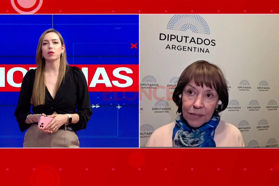 Blanca Osuna con la conductora de Noticias a la Noche, Araceli Sosa. Foto: Elonce.