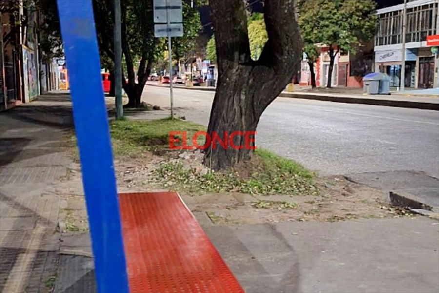 Comenz&oacute; el paro de UTA Entre R&iacute;os.