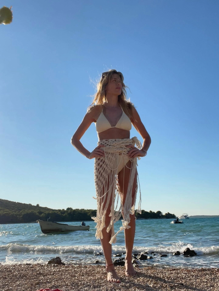 Alina Moine en Tisno. Instagram