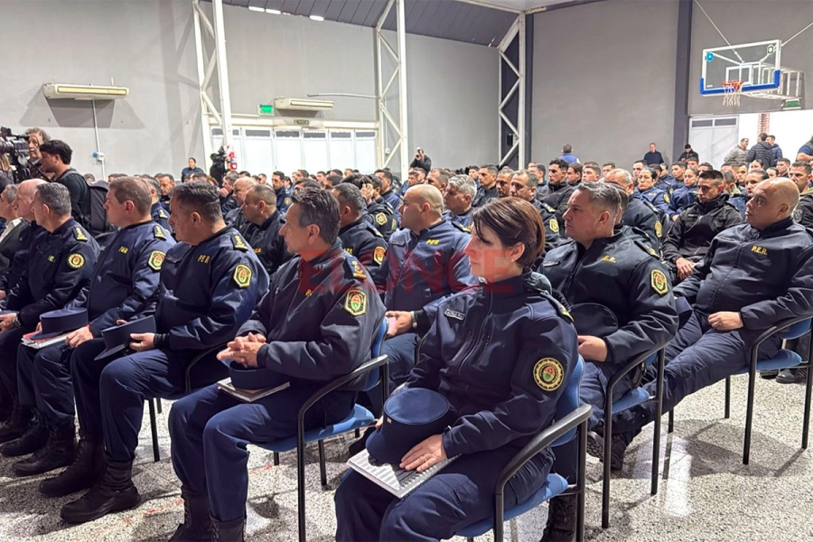 Las definiciones de Roncaglia sobre carga horaria en la Polic&iacute;a, vacaciones y adicionales