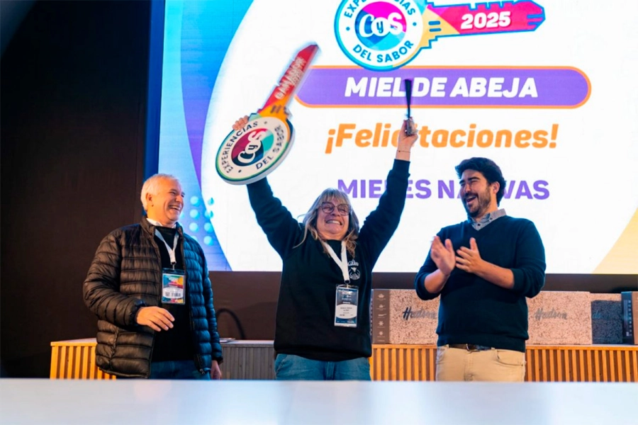 Una entrerriana gan&oacute; el premio a la mejor miel del pa&iacute;s en la feria &ldquo;Caminos y Sabores&rdquo;