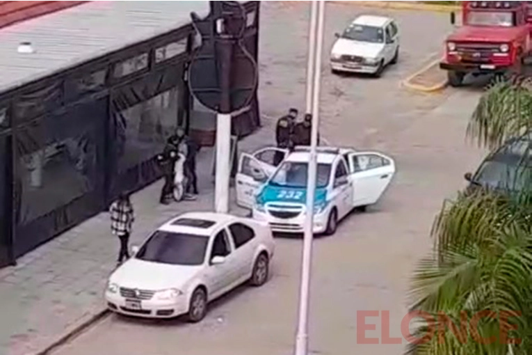 Video: detuvieron a abogado entrerriano tras nuevo altercado en la calle
