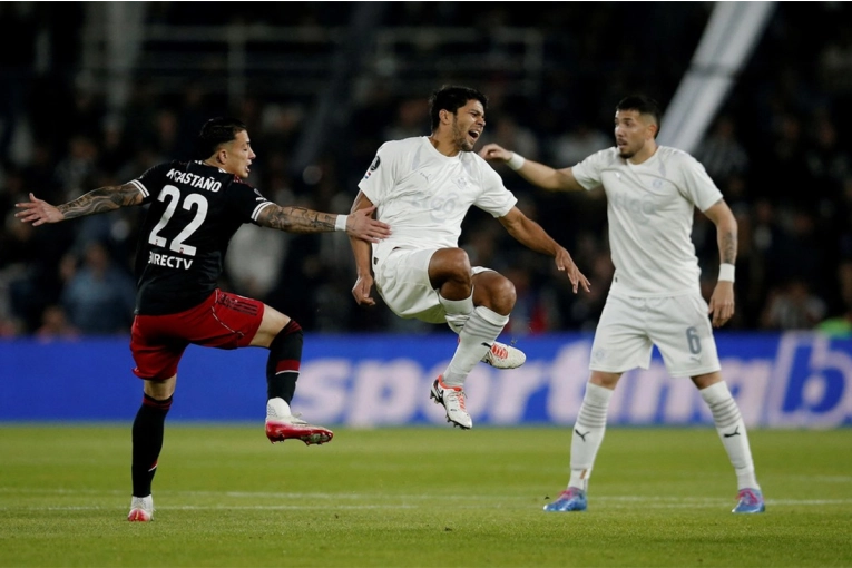 River empata con Libertad en Paraguay por la ida de los octavos de la Copa Libertadores