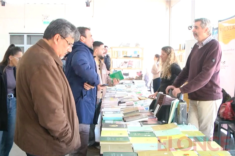 La Feria del Libro “Paraná Lee” cautiva con propuestas para todas las edades