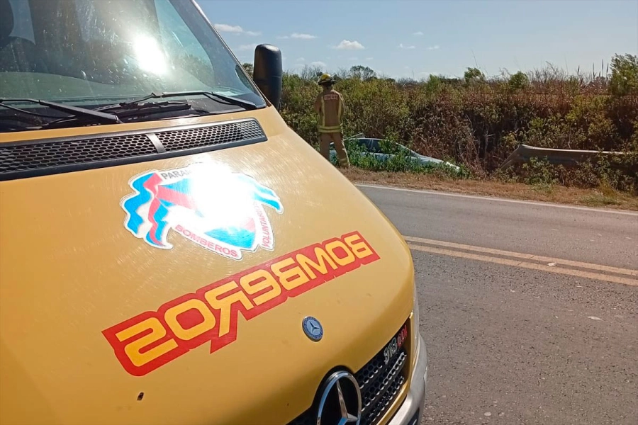 (Bomberos Voluntarios de Paran&aacute;)