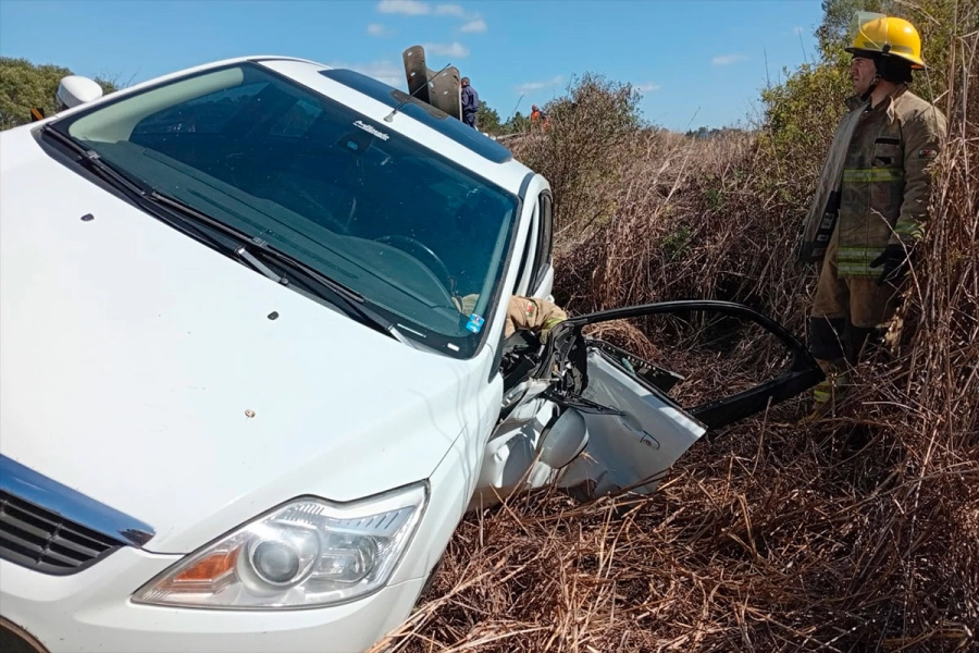 (Bomberos Voluntarios de Paran&aacute;)