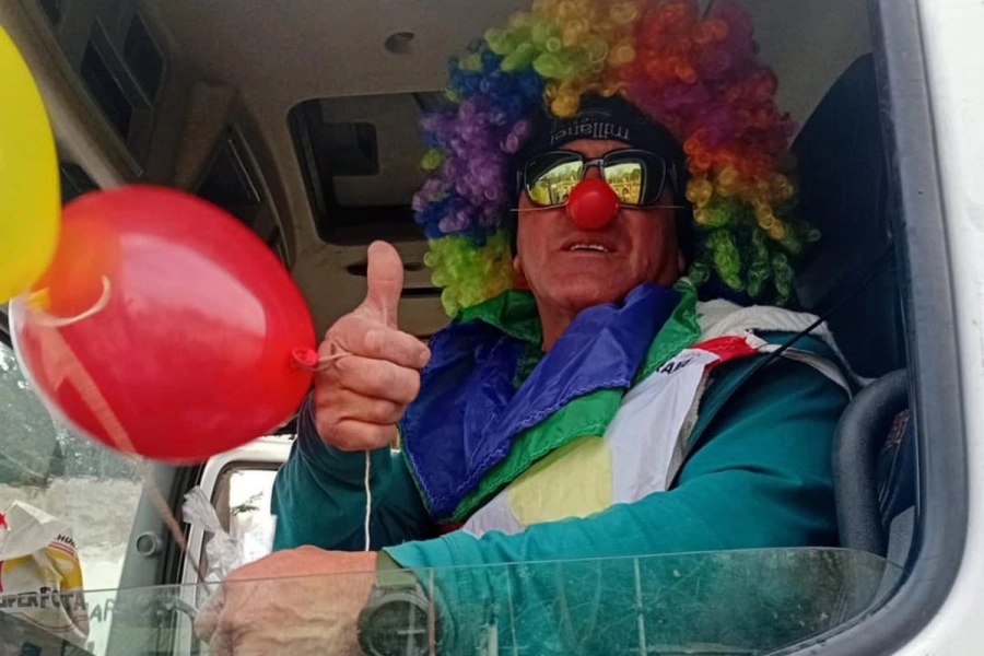 Los recolectores estuvieron disfrazados. Foto: Reporte 100.7.