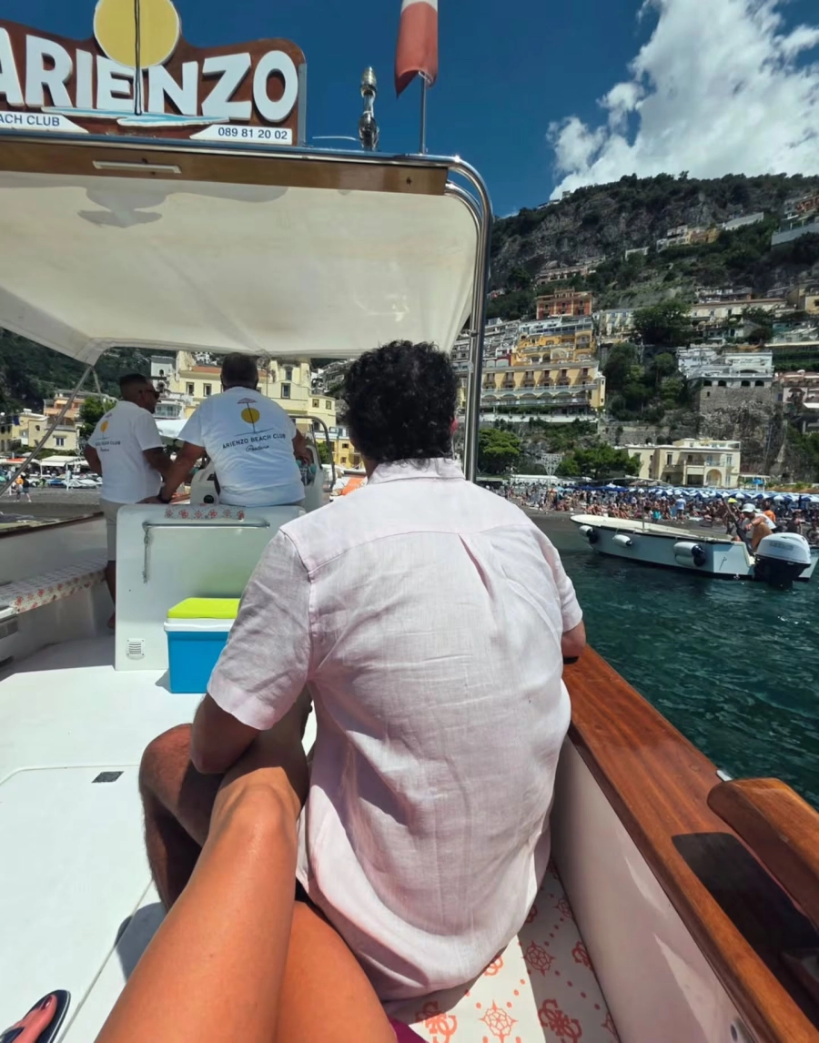 Emilia Attias con su pareja. Instagram