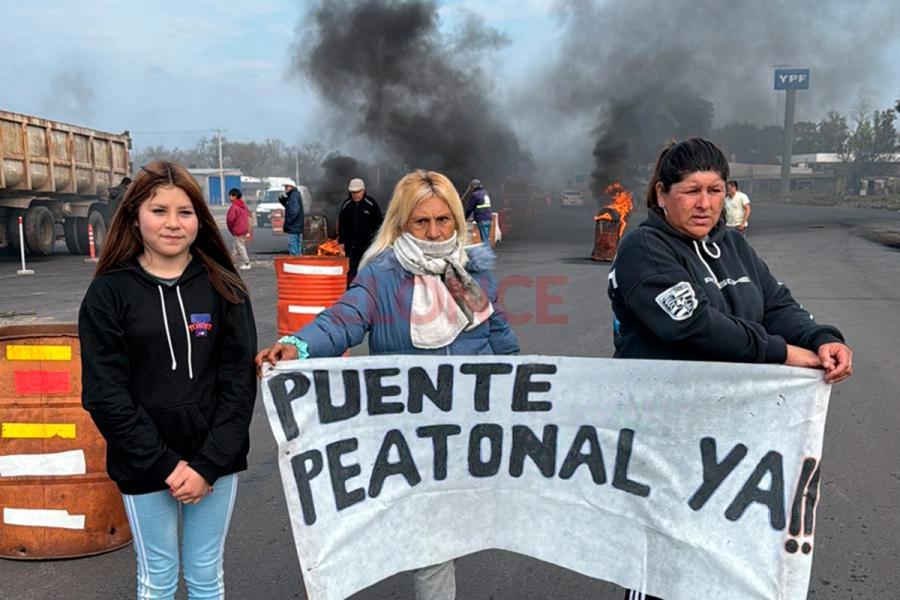Vecinos de Paso de la Laguna reclaman un puente peatonal sobre tramo habilitado de Ruta 18 (foto Elonce)