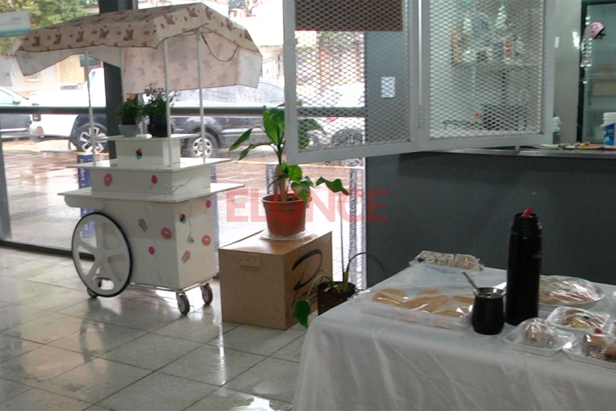 Diluvio en Paran&aacute;: nueve locales de la Feria de Salta y Nogoy&aacute; resultaron anegados