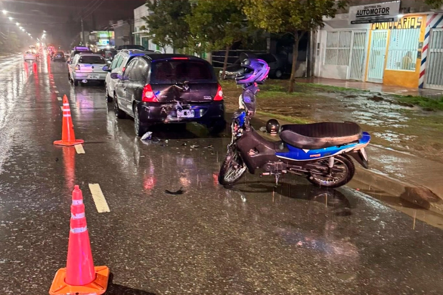 (Bomberos Voluntarios de Paran&aacute;).