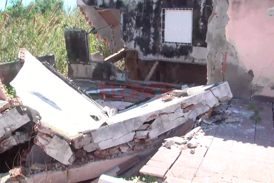 Se sigui&oacute; derrumbando una casa en Paran&aacute;