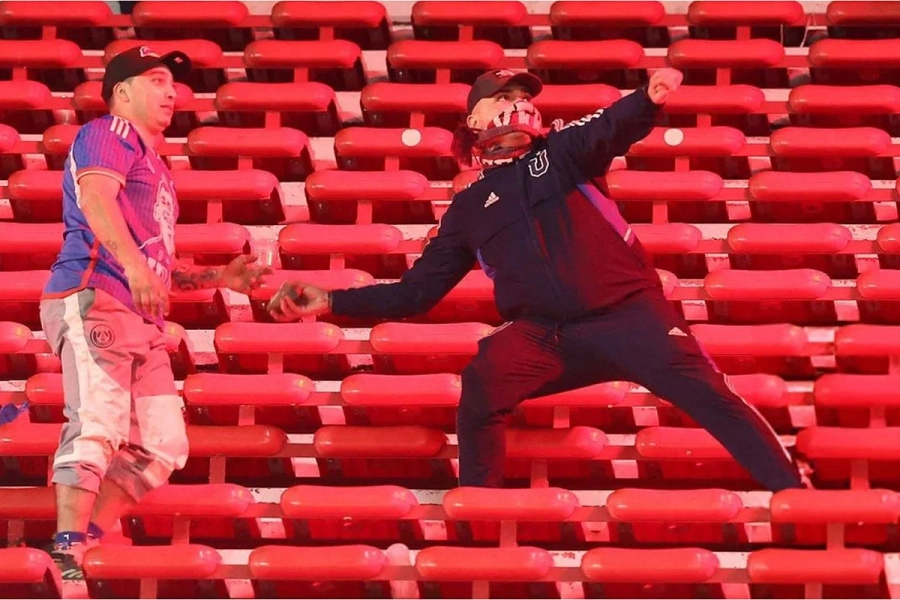 Incidentes en cancha de Independiente. Redes