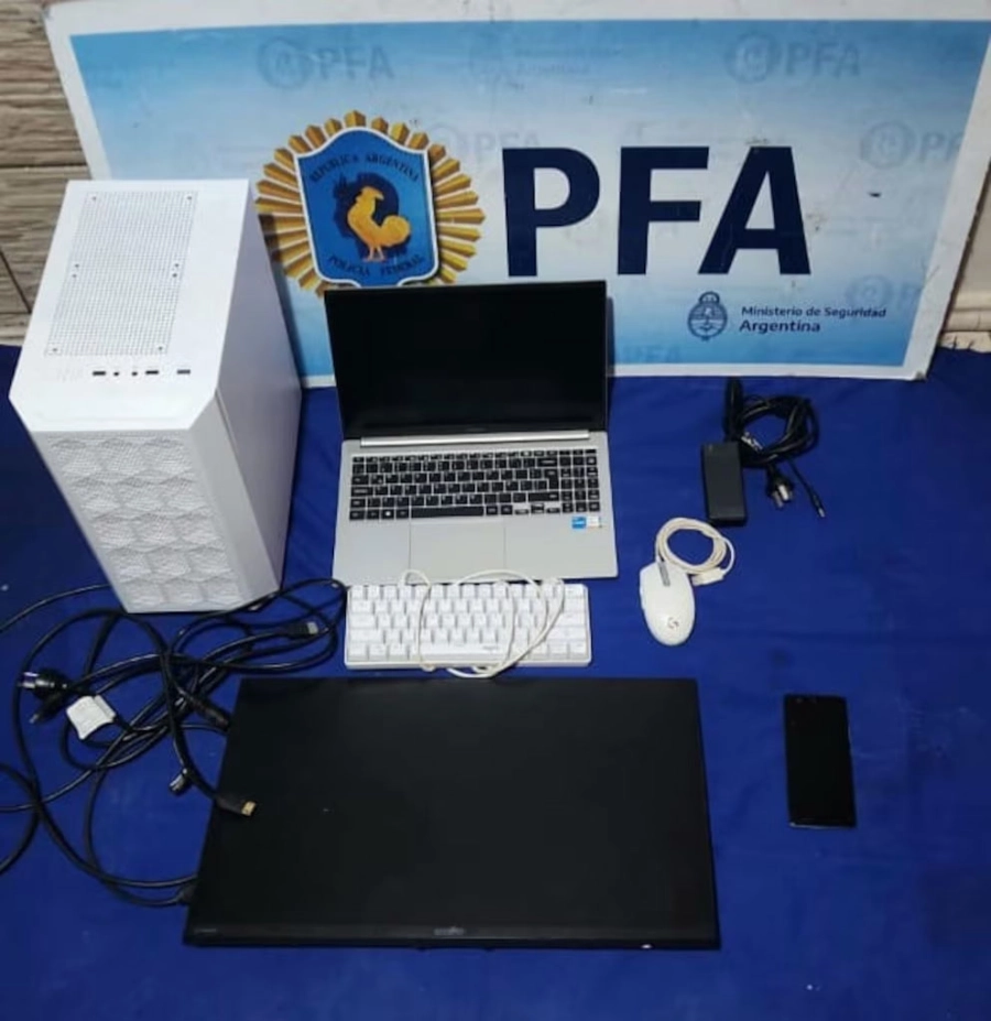 Lo hallado en la casa de Warles. Polic&iacute;a Federal