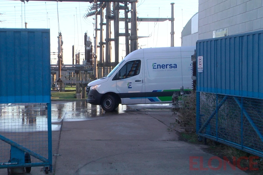 Estaci&oacute;n transformadora de energ&iacute;a el&eacute;ctrica (foto Elonce)