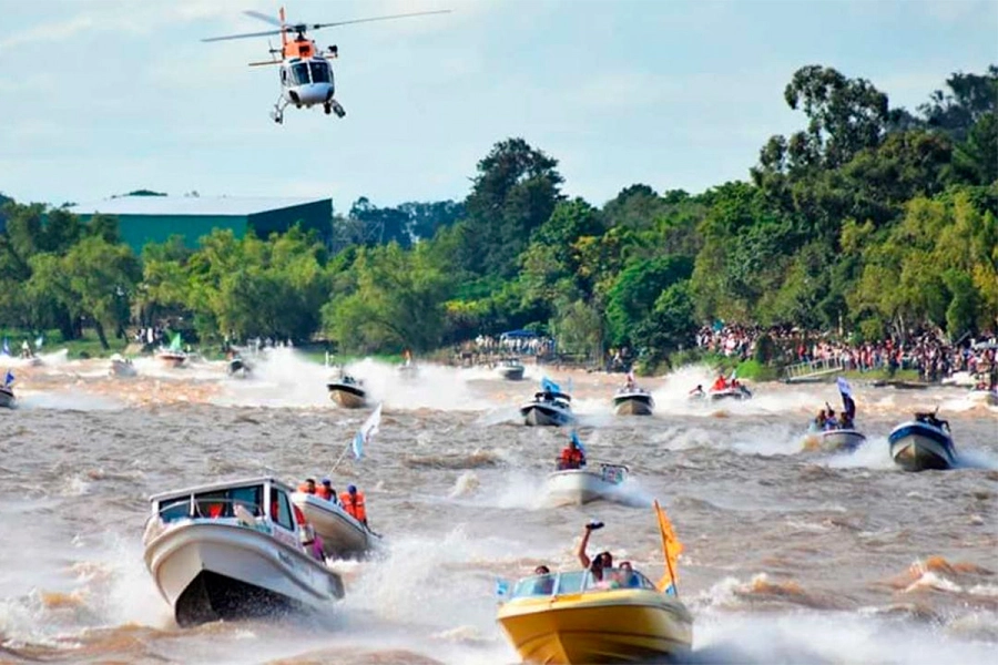 Fiesta Nacional del Surub&iacute;. Redes