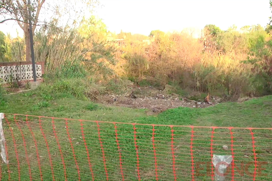 Deslizamientos en Barrio Mariano Moreno (foto Elonce)