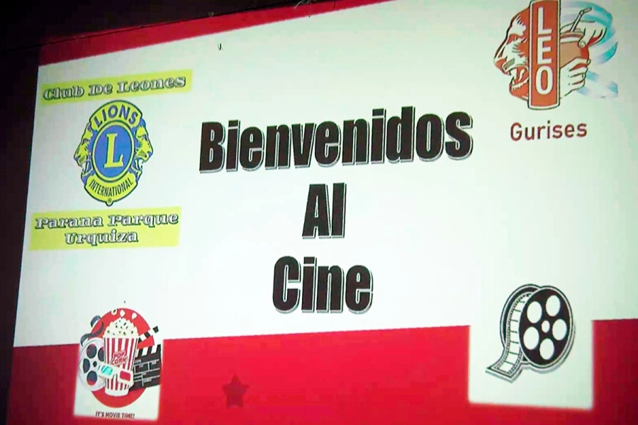 Cine y chocolatada en el Club de Leones