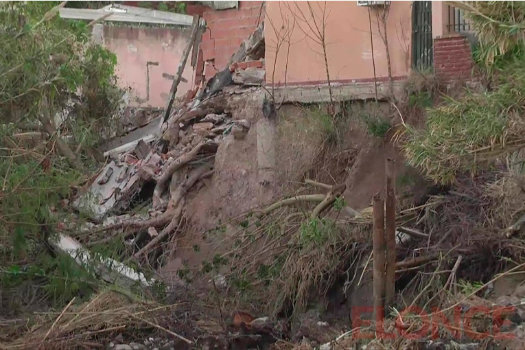 Continúan obras de contención tras deslizamientos en barrio Mariano Moreno de Paraná
